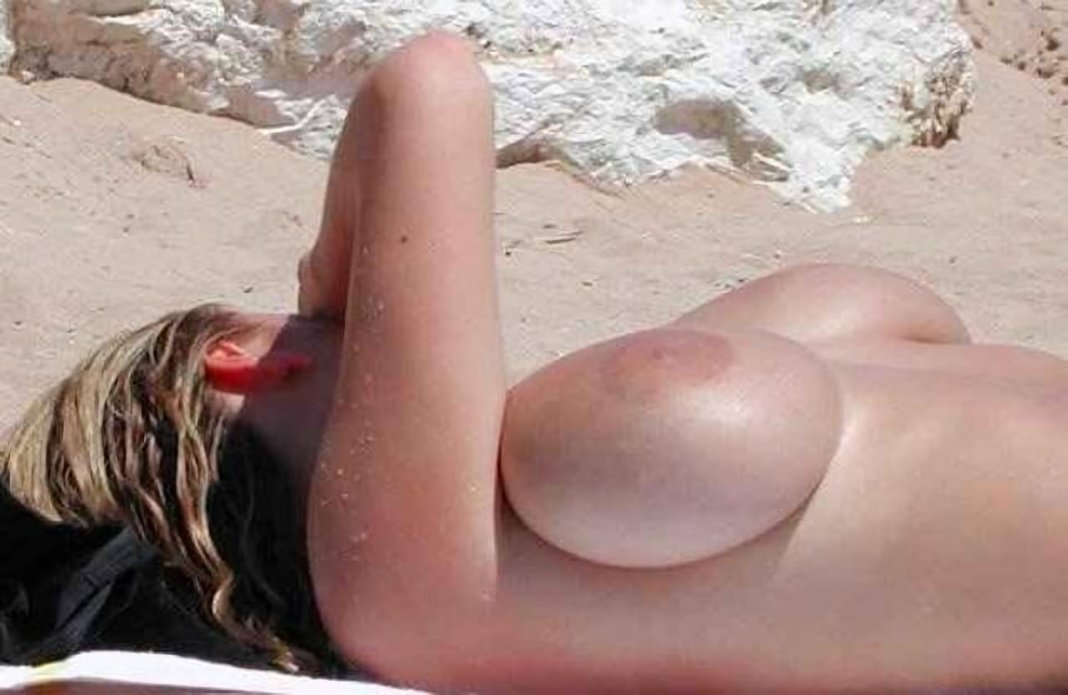 French Topless Massive Boobs Amateur Beach Big Boobs French