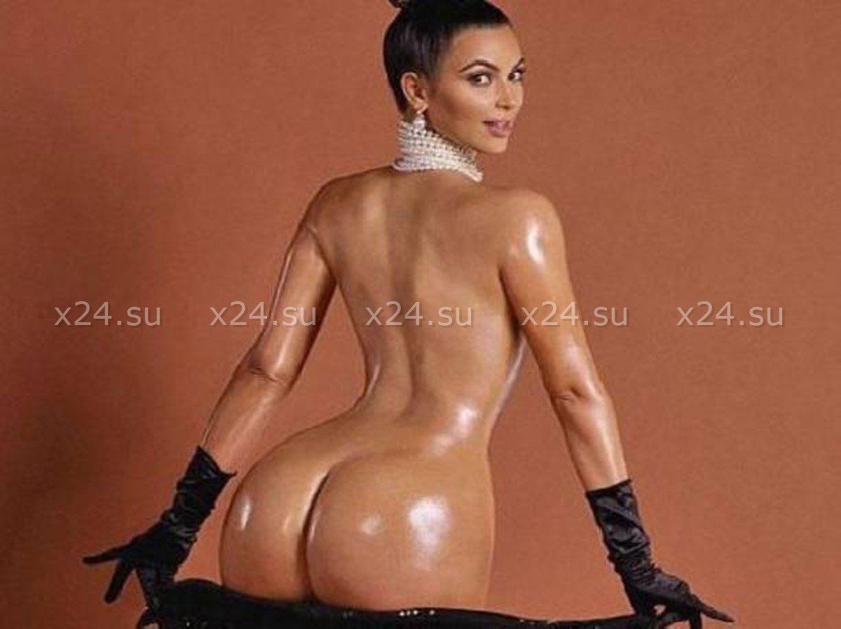 Эротические фотки голой Ким Кардашиан пикантного содержания
