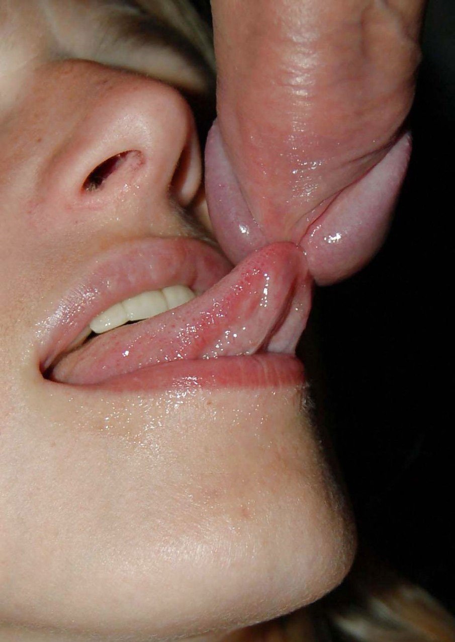 Licking cum off face