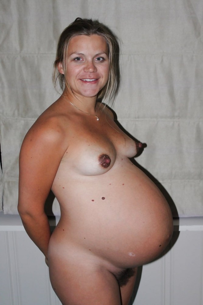 Сиськи беременной большого размера 