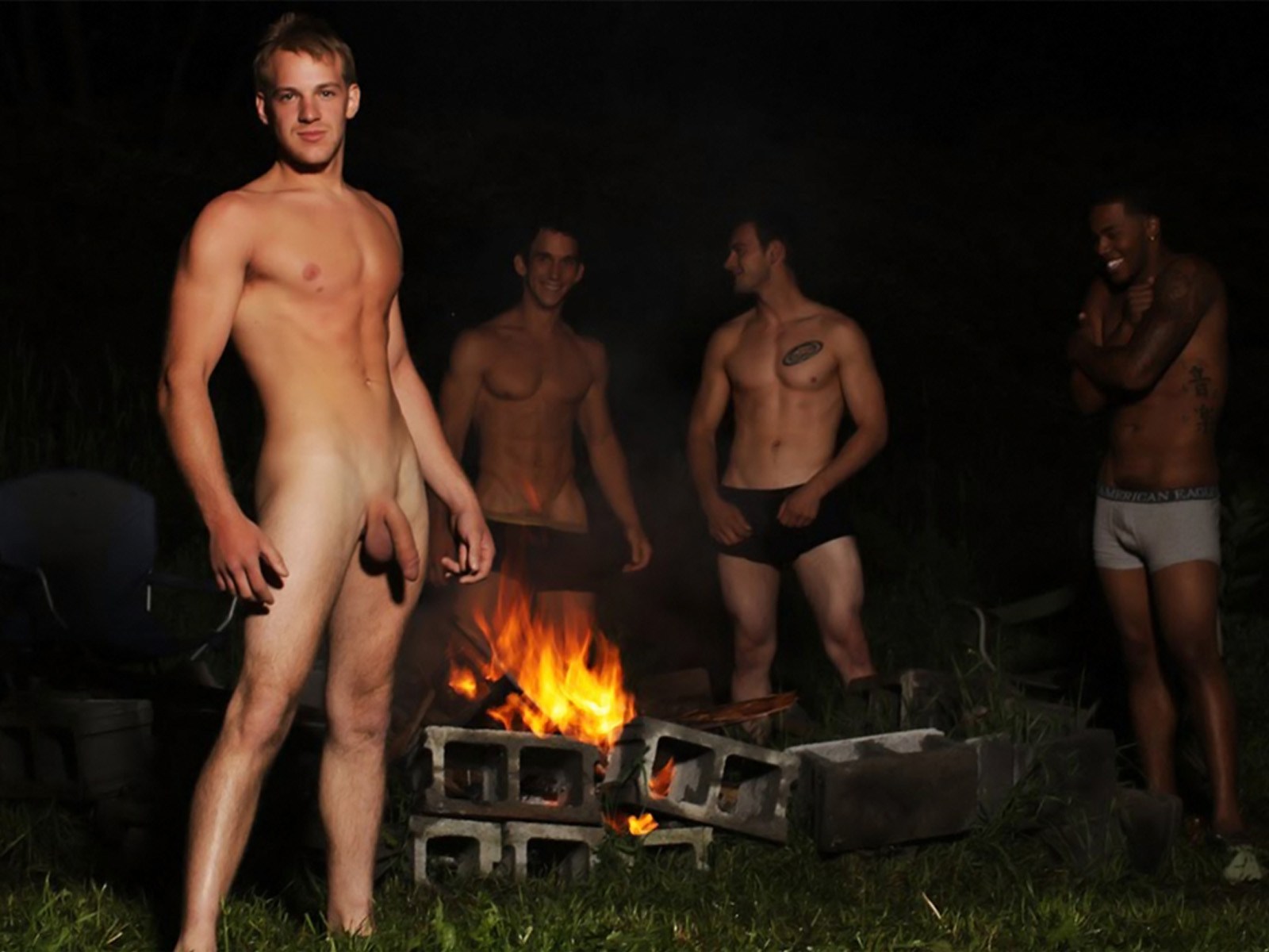 русские голые парни на природе фото 4