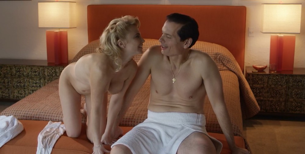 Мэйделин зима голая - Madeline zima nude