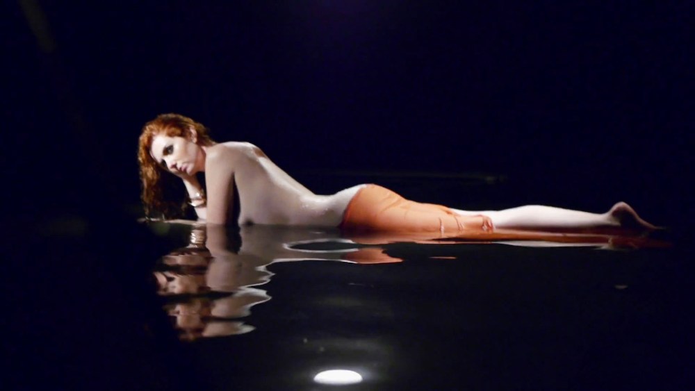 Елена Катина Maxim