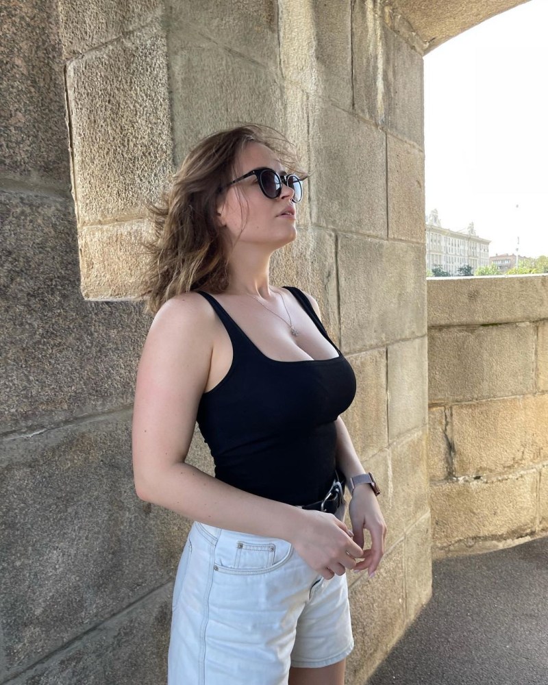 Полина Гренц горячие