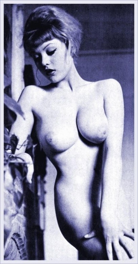 Карен Бреннан голая 1990