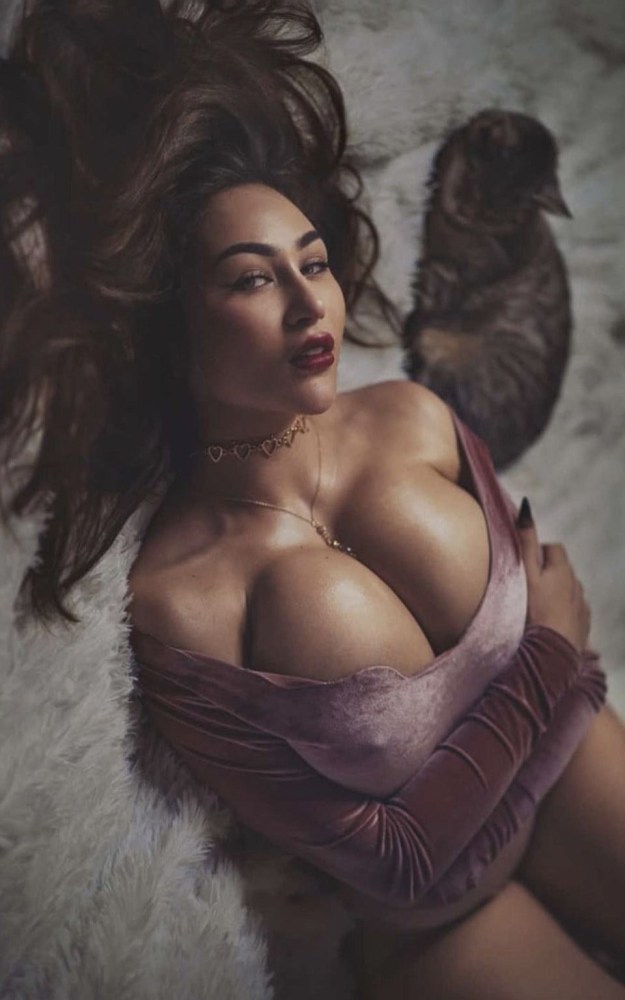 Луиза Хованский onlyfans