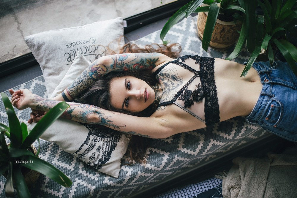 Модель Настя Комарова nysike