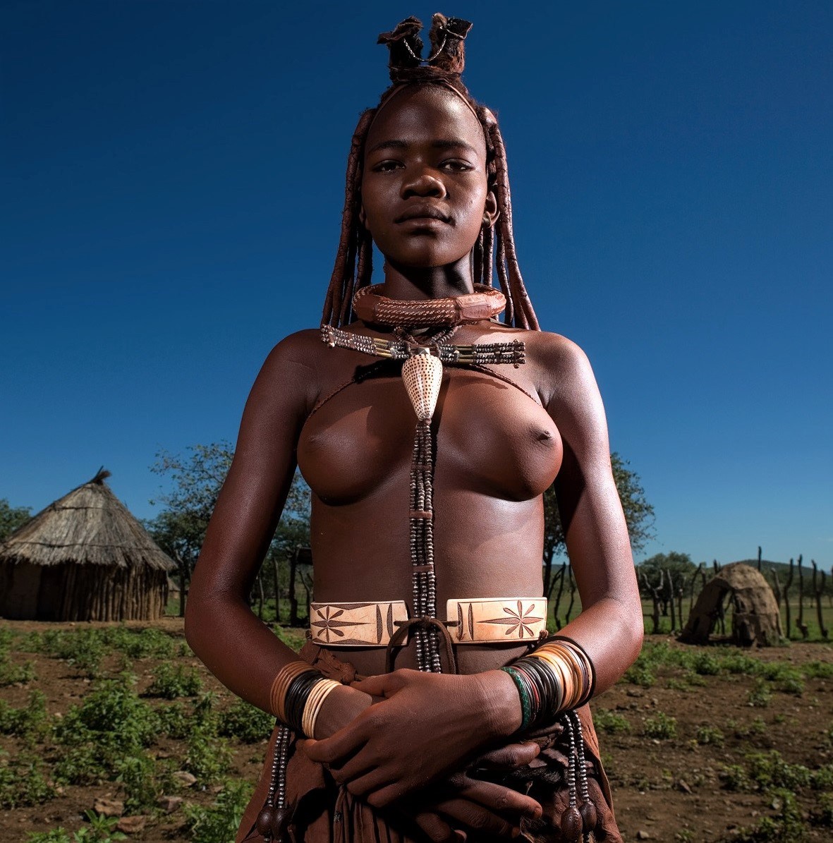 грудь женщин из племени фото 9