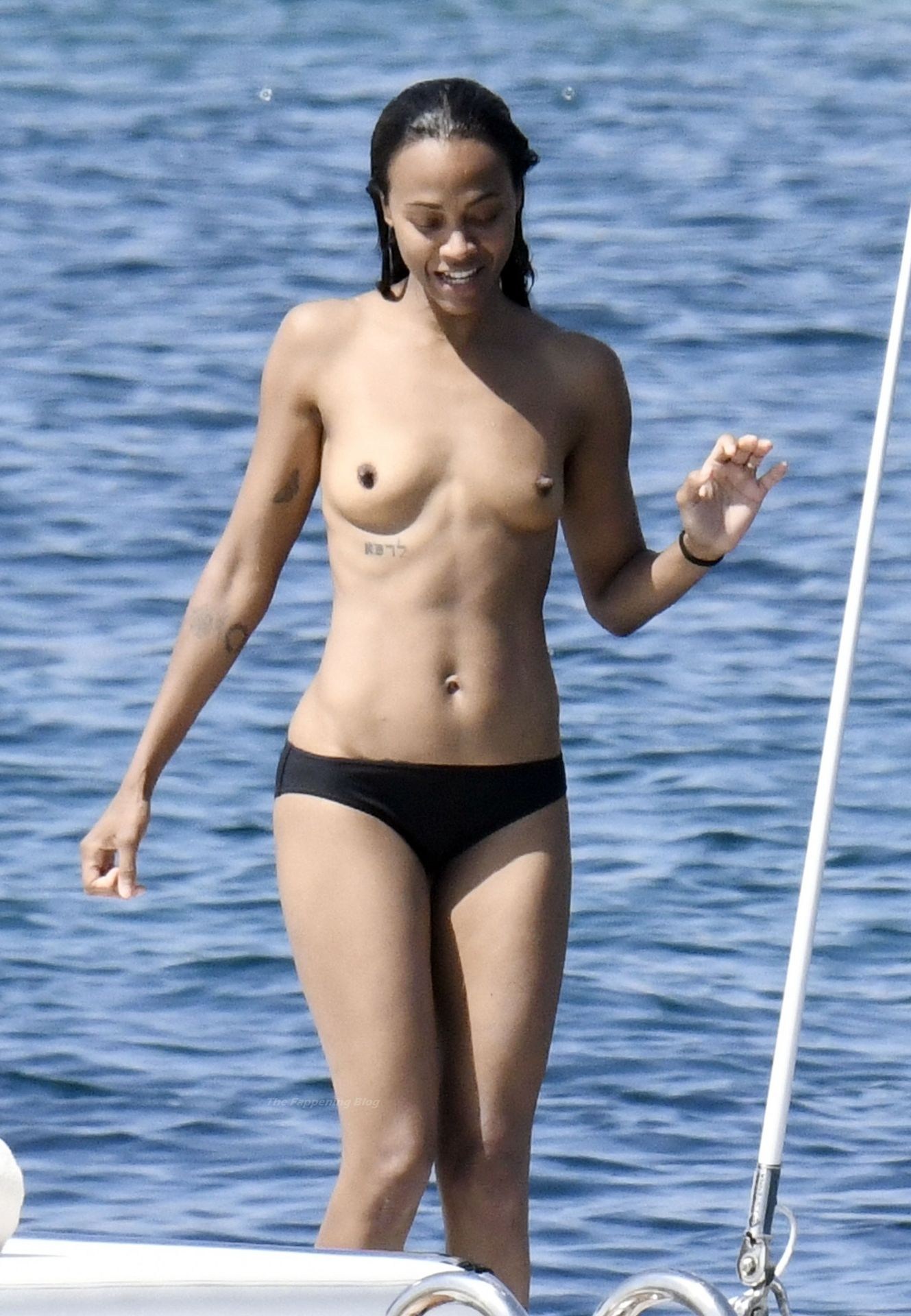 Naked zoe saldana