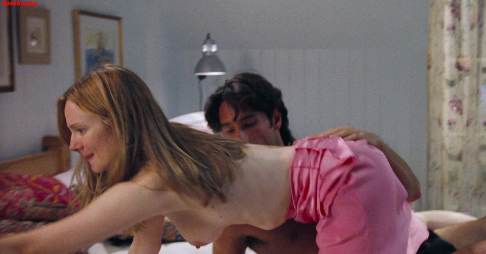 Laura linney nude in the big c