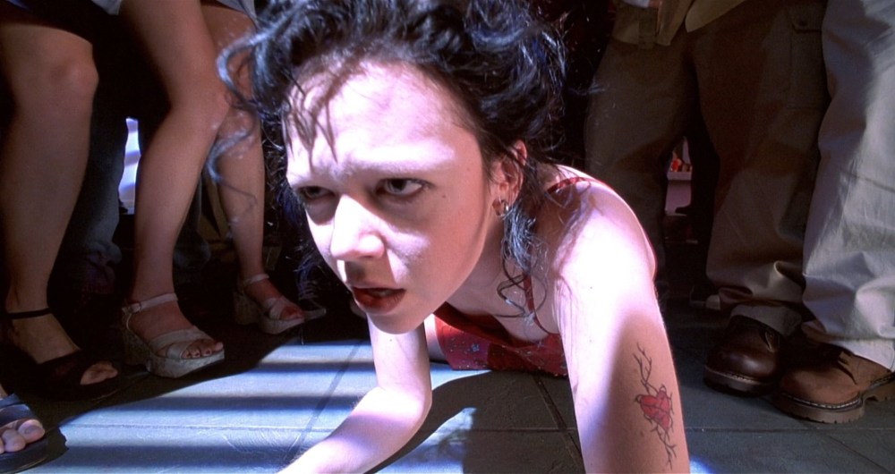 Голая Эмми Россам в сериале