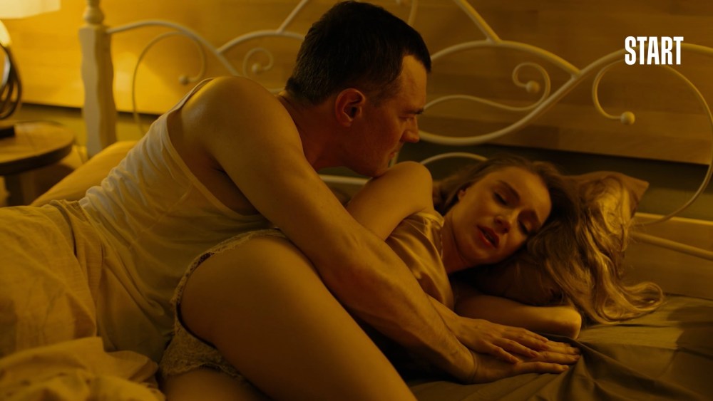Два холма сериал голые