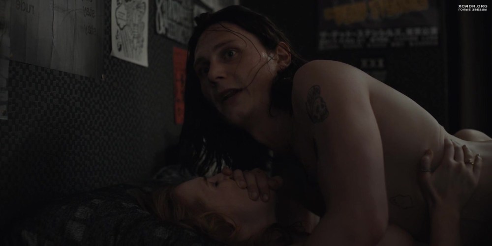 Сериал тьма сиськи Джина Стибиц