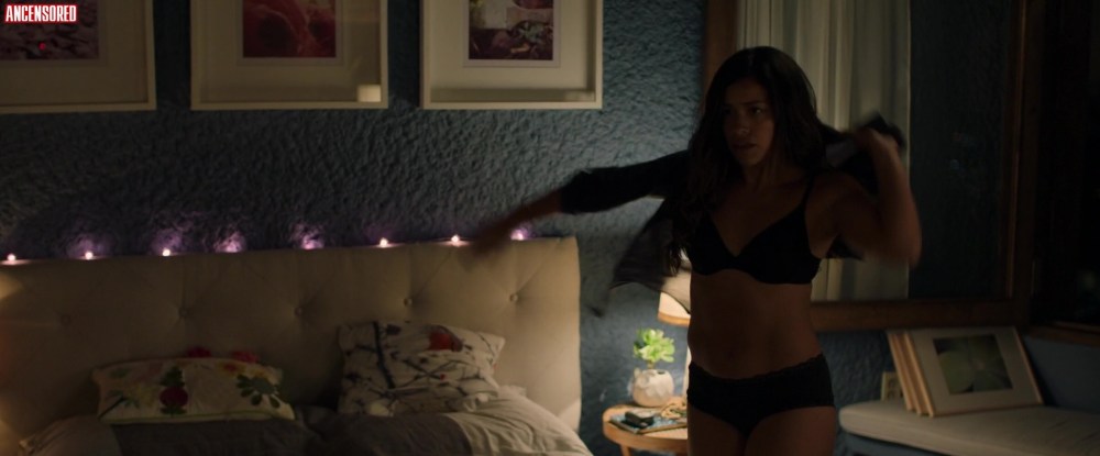 Смотреть фото голой Джины Люкс без трусов