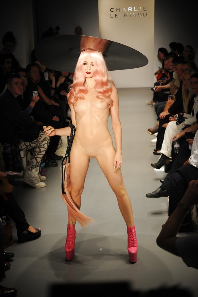 Алана Кузнецова грудь nude Catwalk