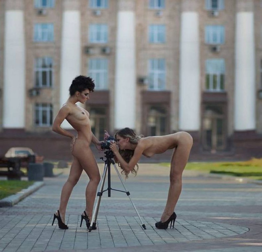 Эротические девушки Латвии