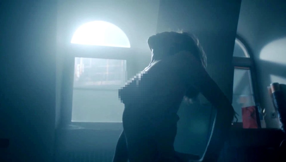 Любовь Аксенова грудь