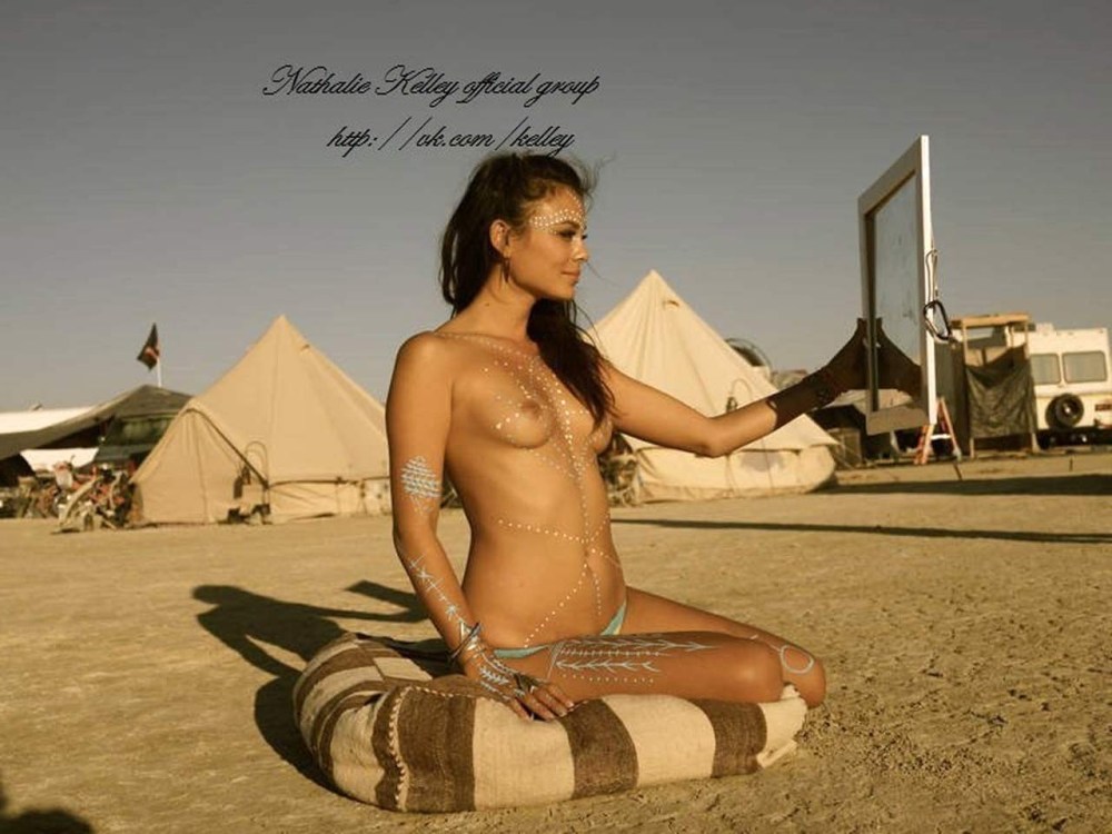 Натали Келли Burning man