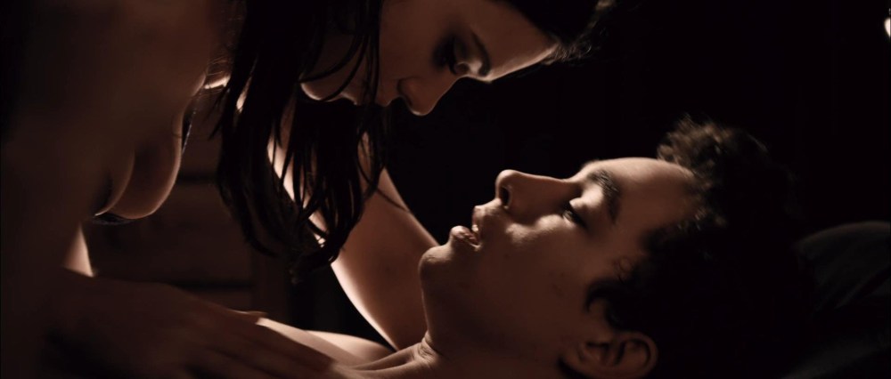 Эми мэнсон эротические сцены