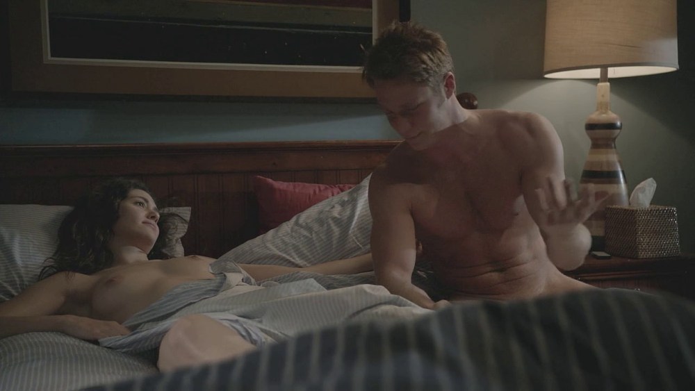 Голая Эмми Россум сериал бесстыжие