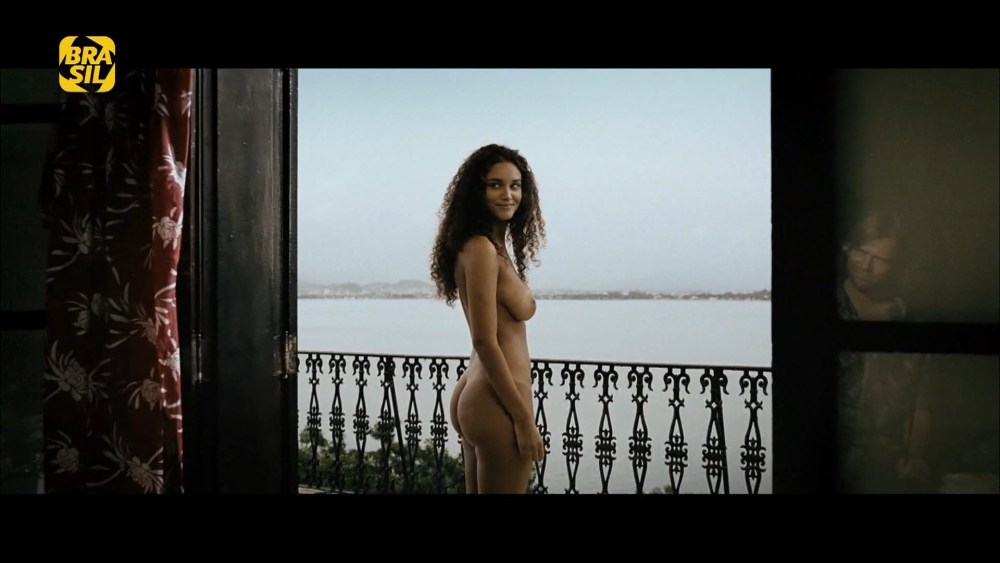 Дебора Нассименту голая