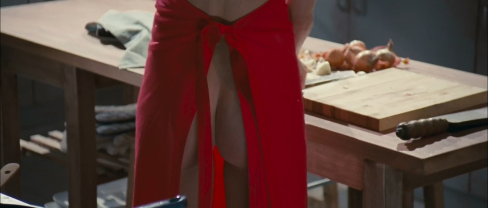 Kate Nauta butt Scene in Nine Miles down