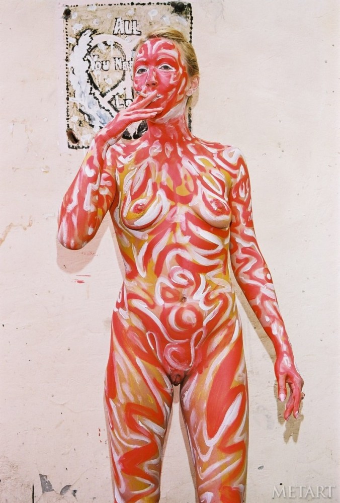 Арт рисунки на голом теле