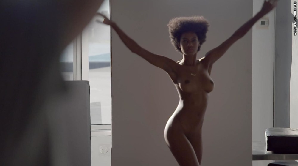 Камелия Девис голая Милф