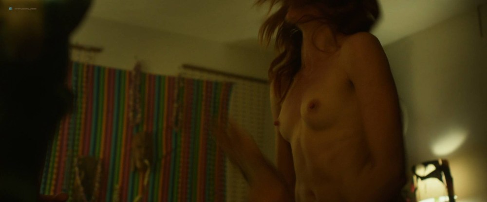 Dana DEARMOND - secretly RUBBED in the hot Tub (big tits, blowjob, brunette, cheating.