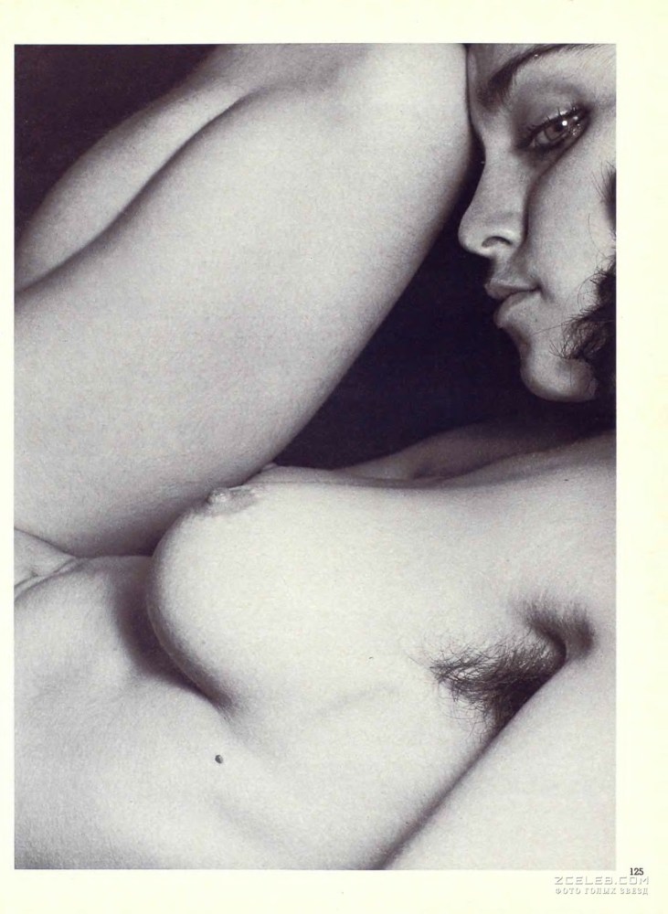 Стивеном Мейзелом голая Мадонна