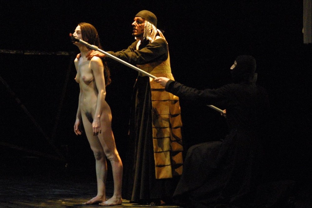 Male nude Theatre голый театр Бродвей