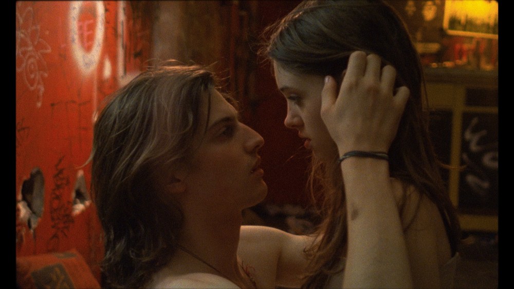 Наталия Дайер фильмы 2020