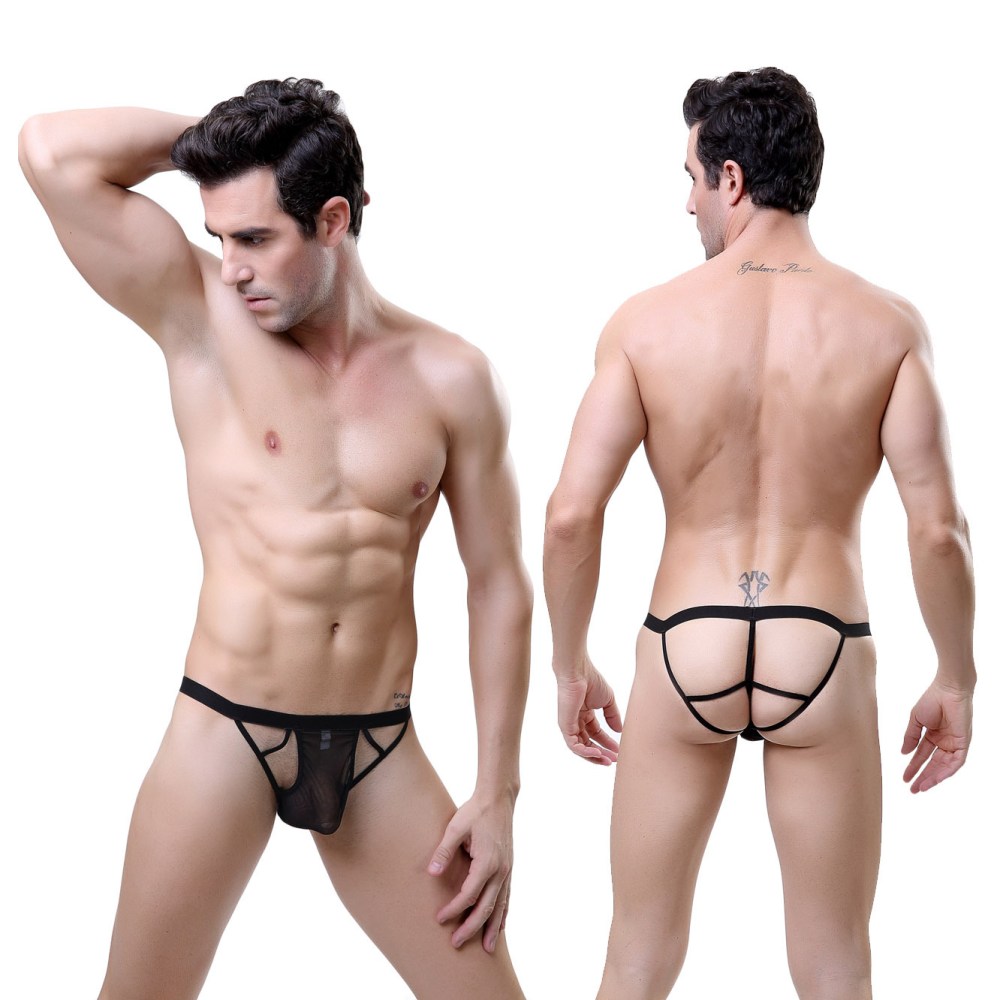 Голые мужчины в стрингах