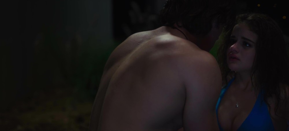 Джоуи Кинг в Нижнем белье