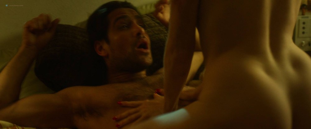 Джоуи Кинг голая в фильме