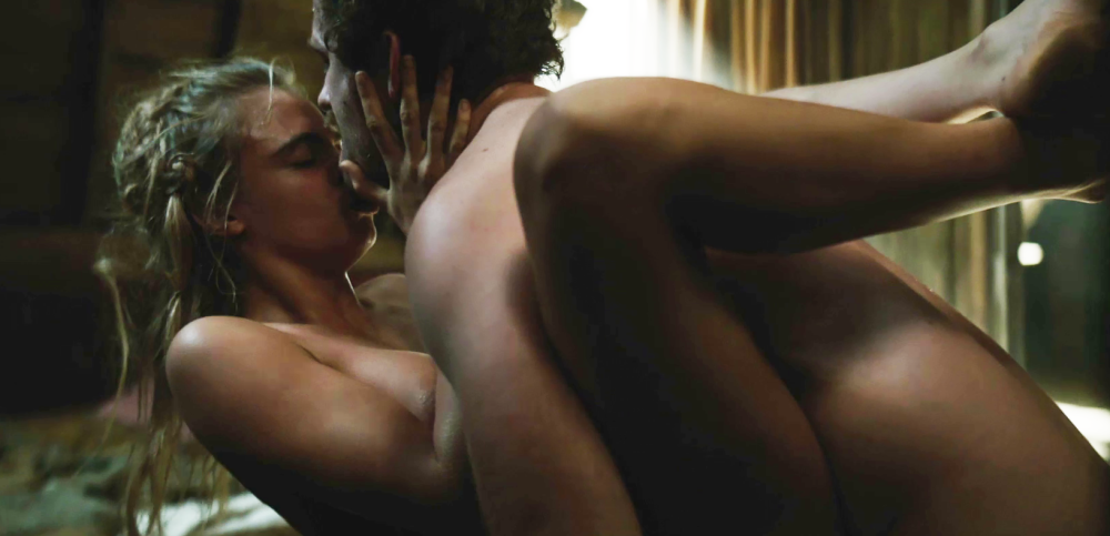 Кара Делевинь Карнивал Роу ню