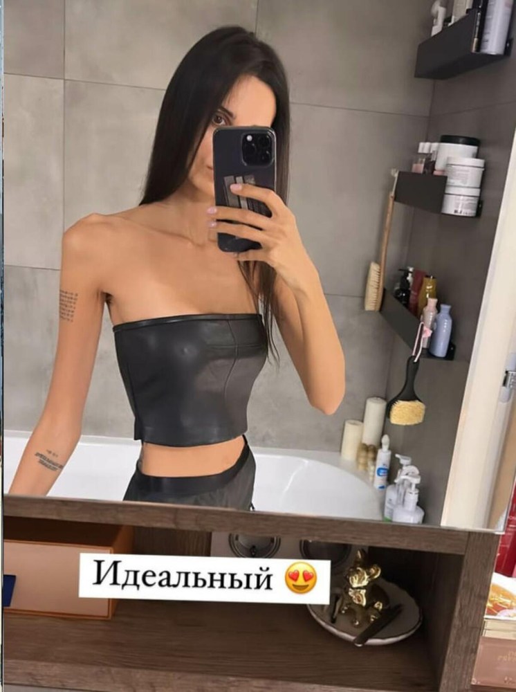 Алана Мамаева в купальнике