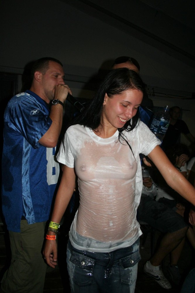 Мокрая майка частное