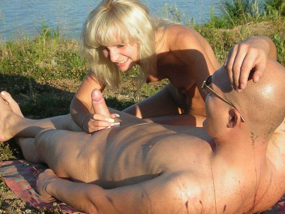 Зрелые кунилингус на пляже