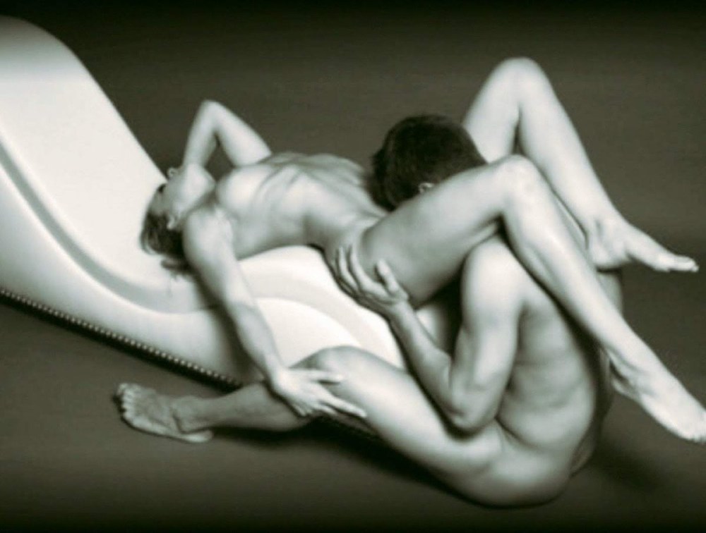 Миа Малкова гимнастка нагая