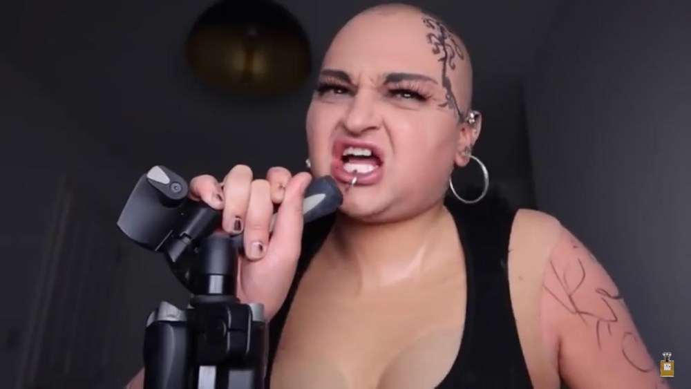 Наргиз Закирова ножки