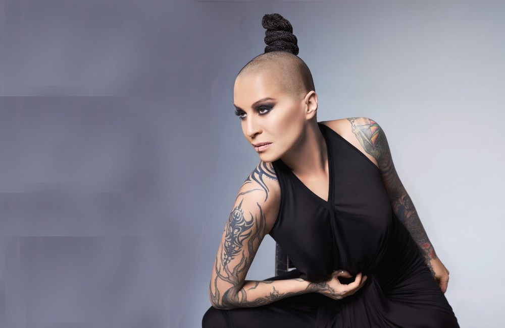 Наргиз Закирова о России