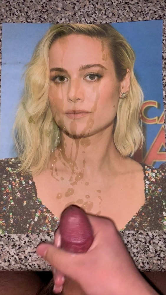 Порнозвезда Бри Ларсон