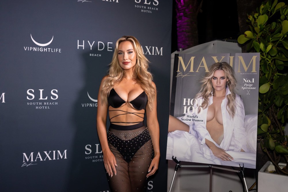 Пейдж Спиранак грудь