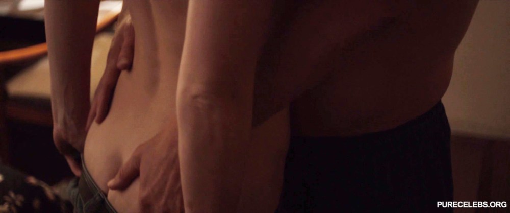 Эмили Блант лесби сцены