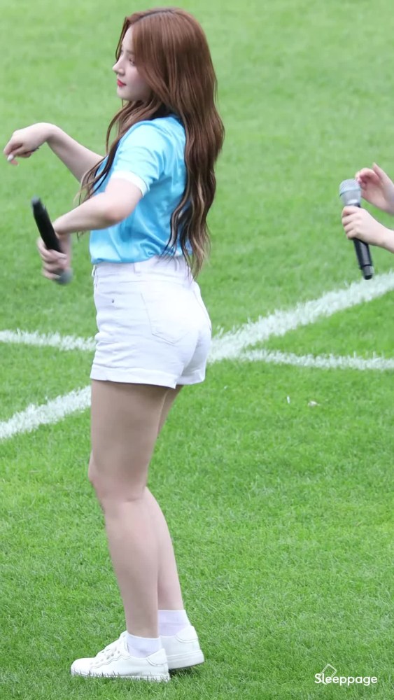 Нэнси момолэнд горячие