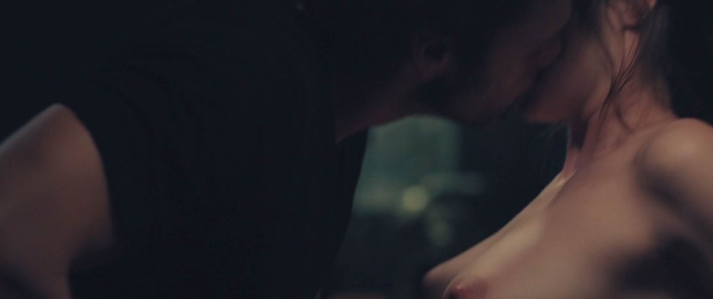 Актриса Шейлин Вудли sex