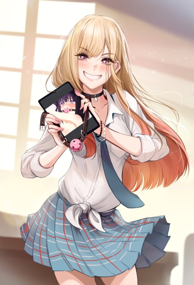 Марин Китагава в купальнике аниме