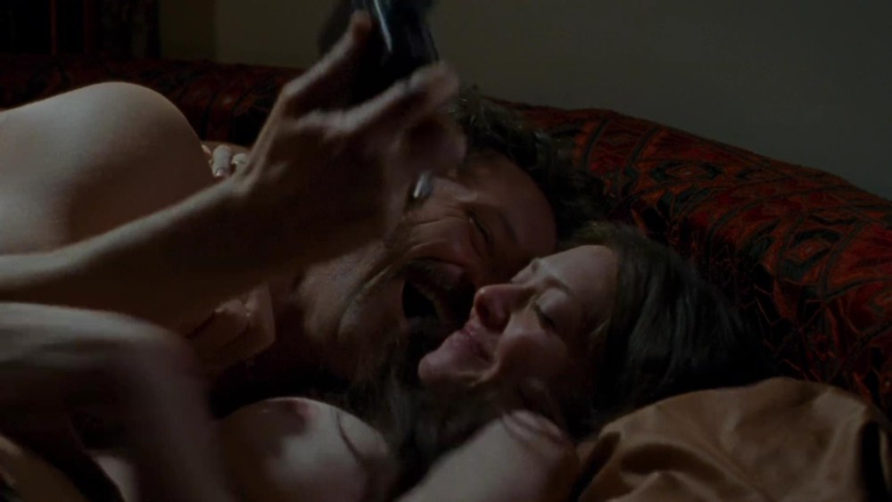 Аманда Сайфред голая в фильмах