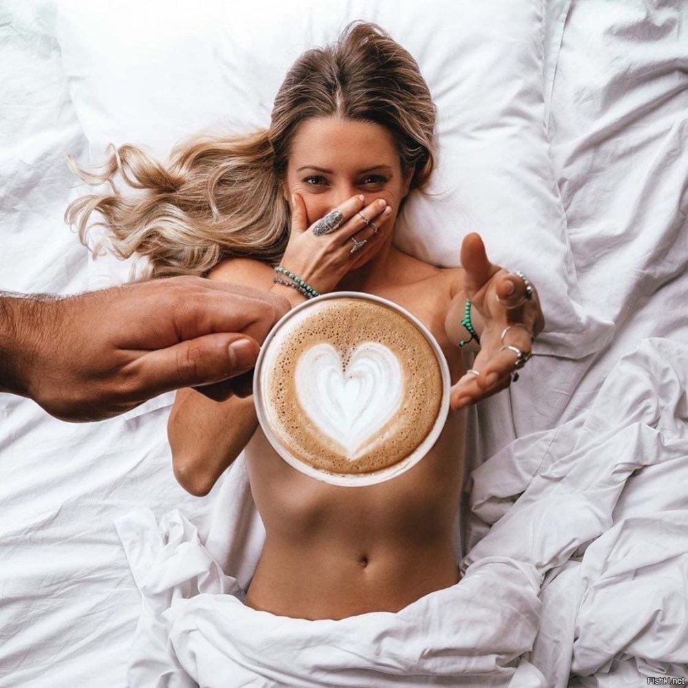 Страстный поцелуй арт